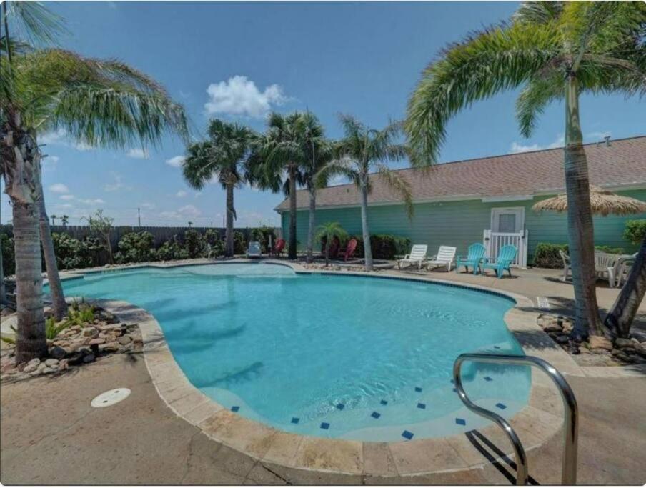 Barefoot Bungalow - Pet Friendly- 2 Bdrm Townhome Corpus Christi Bagian luar foto